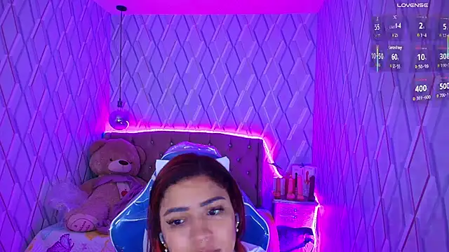 Snapshot of NicolleTaylor chatting on September 24, 2025, 3:57 am NicolleTaylor online show from September 24, 2025, 3:57 am