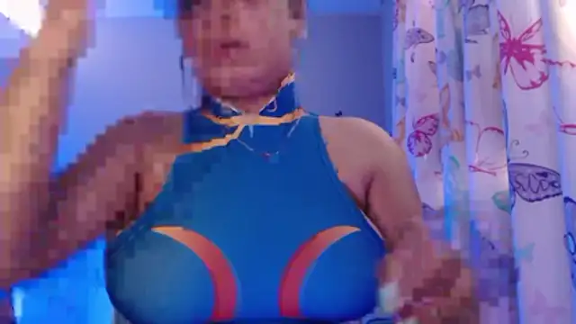 NicolleTaylor online show from April 10, 2026, 6:59 pm