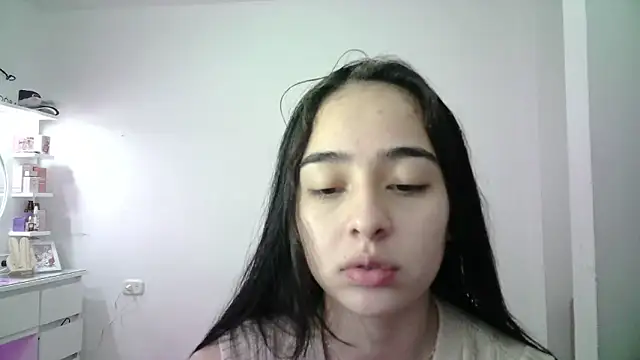 Snapshot of aineangeel chatting on January 7, 2026, 1:10 am aineangeel online show from January 7, 2026, 1:10 am