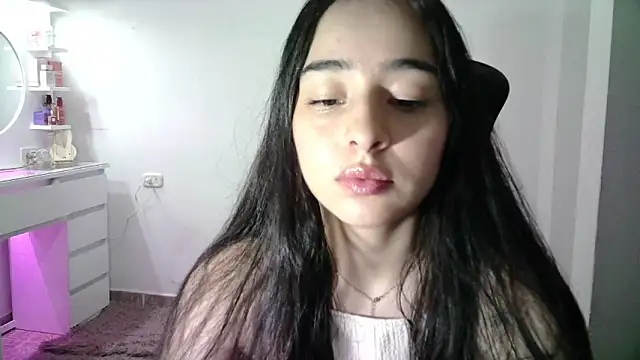 Snapshot of aineangeel chatting on November 10, 2025, 12:04 am aineangeel online show from November 10, 2025, 12:04 am