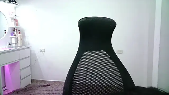 Snapshot of aineangeel chatting on December 20, 2025, 12:02 am aineangeel online show from December 20, 2025, 12:02 am