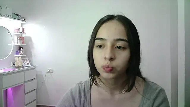 Snapshot of aineangeel chatting on January 8, 2026, 12:49 am aineangeel online show from January 8, 2026, 12:49 am