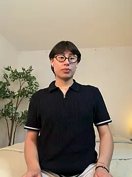 SrLuis18 online show from May 23, 2026, 10:53 pm