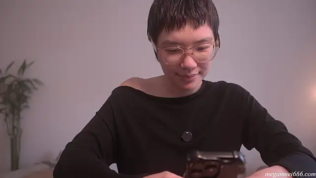 meganmei666 online show from March 19, 2026, 5:24 pm