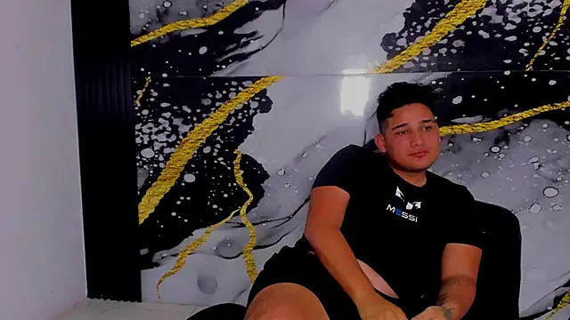 Snapshot of sweethot___ chatting on September 22, 2025, 2:45 pm sweethot online show from September 22, 2025, 2:45 pm