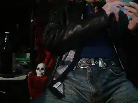 mrdemoncrowly online show from February 1, 2025, 8:29 am