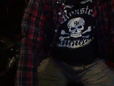 Snapshot of mrdemoncrowly chatting on September 30, 2025, 4:40 am mrdemoncrowly online show from September 30, 2025, 4:40 am