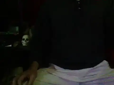 Snapshot of mrdemoncrowly chatting on October 28, 2025, 4:35 am mrdemoncrowly online show from October 28, 2025, 4:35 am