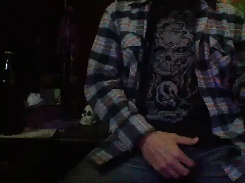 Snapshot of mrdemoncrowly chatting on September 20, 2025, 8:41 am mrdemoncrowly online show from September 20, 2025, 8:41 am