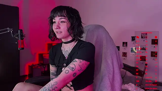 deadlysweet online show from December 4, 2024, 12:02 am