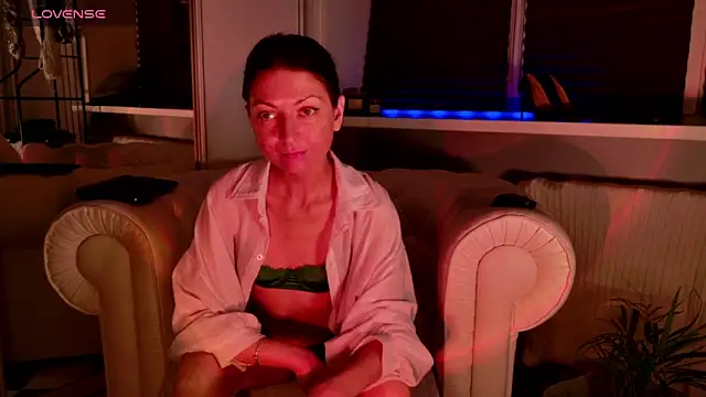 Your Little Milf online show from March 30, 2026, 7:15 pm