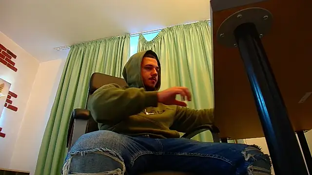 Snapshot of JoshKnights chatting on September 24, 2025, 5:25 am JoshKnights online show from September 24, 2025, 5:25 am