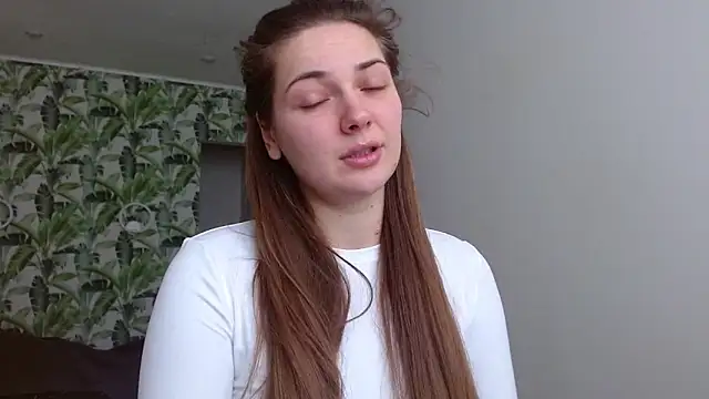 Olivia shine online show from February 15, 2026, 7:51 am