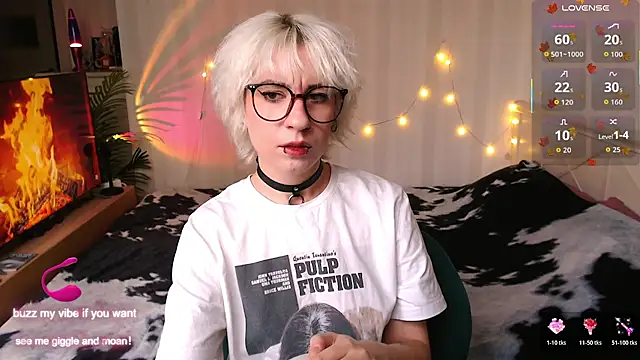  Moonlight t online show from November 26, 2025, 8:25 am