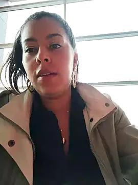 Snapshot of Emily_Wane chatting on December 28, 2024, 5:14 pm Emily Wane online show from December 28, 2024, 5:14 pm
