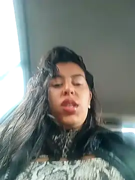 Snapshot of Emily_Wane chatting on December 29, 2024, 5:33 pm Emily Wane online show from December 29, 2024, 5:33 pm