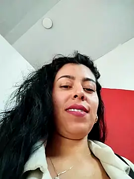 Snapshot of Emily_Wane chatting on April 20, 2026, 5:58 pm Emily Wane online show from April 20, 2026, 5:58 pm