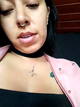 Emily Wane online show from September 17, 2025, 4:53 pm