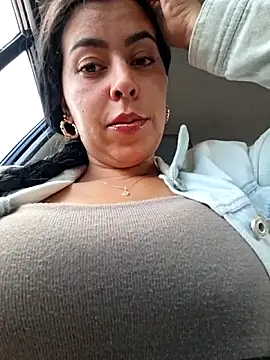 Snapshot of Emily_Wane chatting on April 23, 2026, 4:52 pm Emily Wane online show from April 23, 2026, 4:52 pm