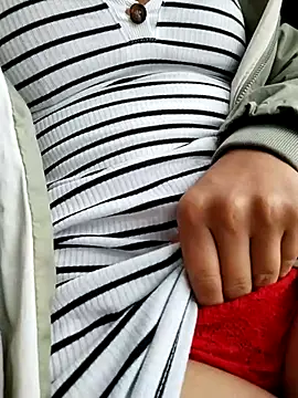 Emily Wane online show from October 7, 2025, 3:24 pm