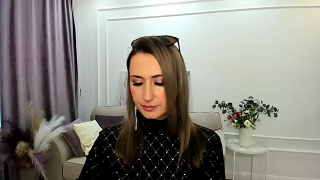 Snapshot of PassionGlow chatting on October 2, 2025, 3:54 am PassionGlow online show from October 2, 2025, 3:54 am