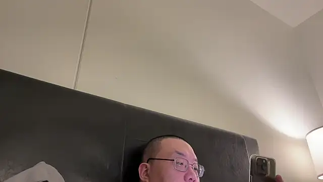 slaveasianboy online show from March 1, 2025, 10:13 am