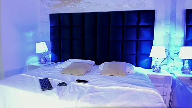 Snapshot of EVELIN_MASON chatting on September 24, 2025, 8:04 pm EVELIN MASON online show from September 24, 2025, 8:04 pm