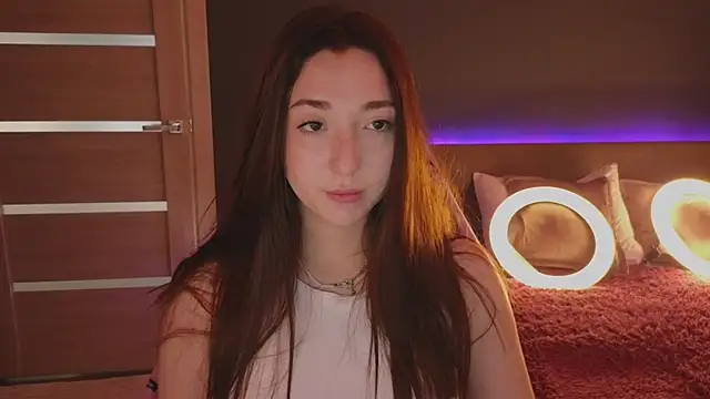 Snapshot of YasmineWest chatting on September 30, 2025, 1:33 am YasmineWest online show from September 30, 2025, 1:33 am