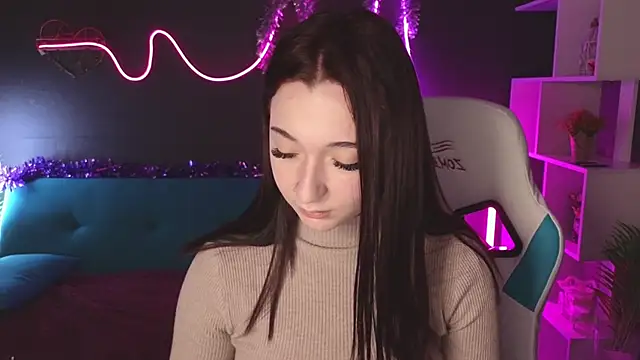 Snapshot of YasmineWest chatting on December 27, 2024, 12:12 pm YasmineWest online show from December 27, 2024, 12:12 pm