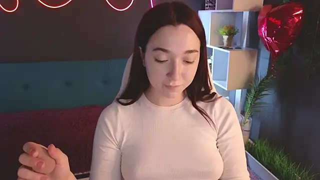 Snapshot of YasmineWest chatting on March 4, 2025, 1:01 am YasmineWest online show from March 4, 2025, 1:01 am