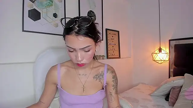 Snapshot of amysc chatting on October 11, 2025, 1:34 pm amysc online show from October 11, 2025, 1:34 pm