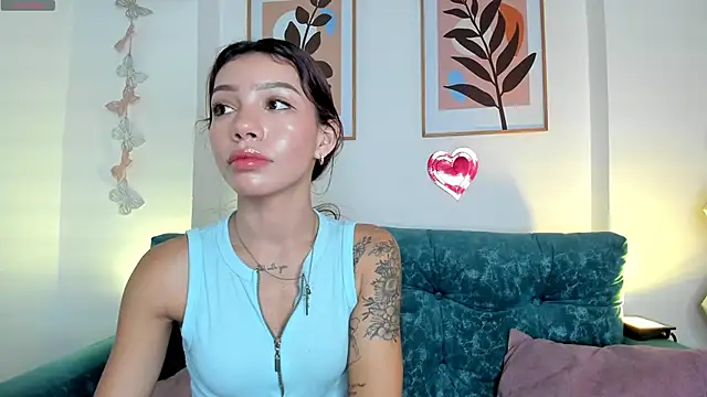 amysc online show from February 26, 2025, 1:54 pm