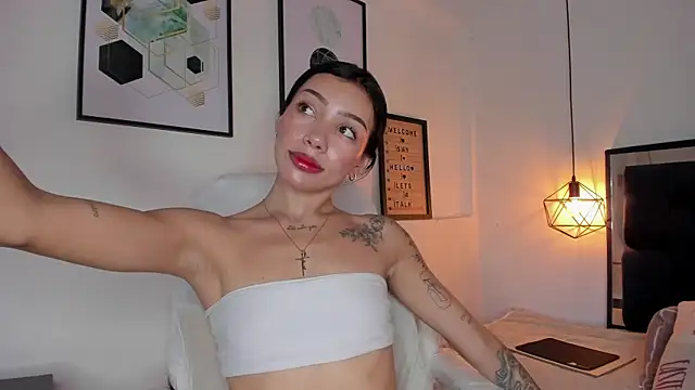 Snapshot of amysc chatting on October 6, 2025, 1:45 pm amysc online show from October 6, 2025, 1:45 pm