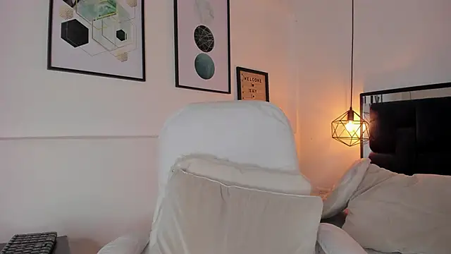 Snapshot of amysc chatting on September 18, 2025, 1:36 pm amysc online show from September 18, 2025, 1:36 pm