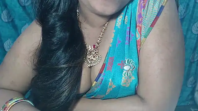 Sophia your online show from March 12, 2025, 7:04 pm