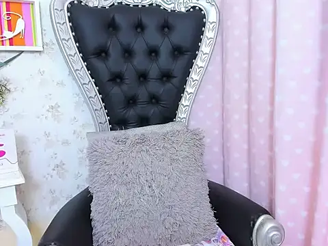 milf bigass  online show from October 20, 2025, 11:55 am