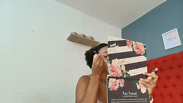 Snapshot of saray_mardez chatting on September 15, 2025, 12:05 pm saray mardez online show from September 15, 2025, 12:05 pm