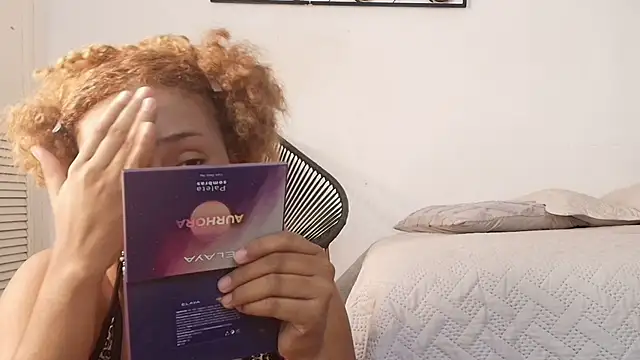 Snapshot of saray_mardez chatting on October 3, 2025, 12:17 pm saray mardez online show from October 3, 2025, 12:17 pm