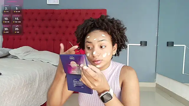 Snapshot of saray_mardez chatting on October 1, 2025, 12:20 pm saray mardez online show from October 1, 2025, 12:20 pm