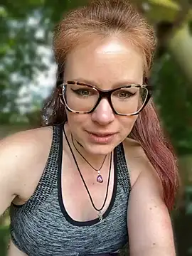 die-EinHORNY-WG online show from June 18, 2026, 8:46 am