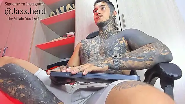 Snapshot of JAXXXONHERD chatting on October 23, 2025, 5:55 pm JAXXXONHERD online show from October 23, 2025, 5:55 pm