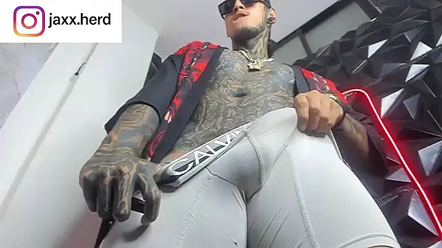 Snapshot of JAXXXONHERD chatting on September 26, 2025, 12:45 pm JAXXXONHERD online show from September 26, 2025, 12:45 pm