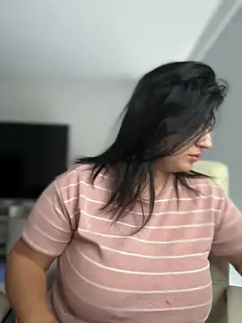 horny roomiess online show from February 25, 2025, 1:53 pm