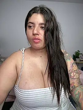 horny roomiess online show from July 18, 2026, 11:57 pm