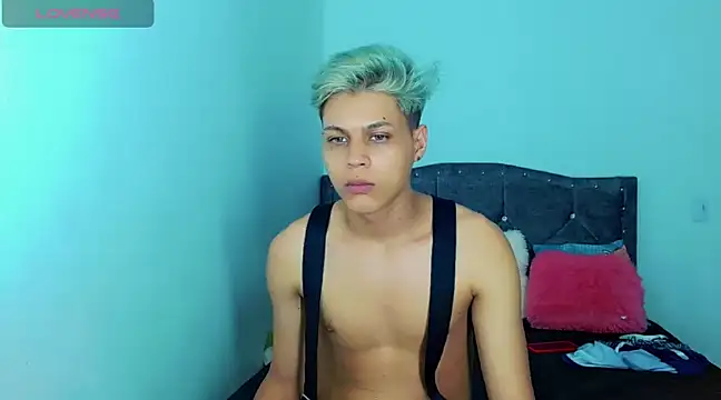 Snapshot of Liamscott_ chatting on January 28, 2025, 2:53 am Liamscott online show from January 28, 2025, 2:53 am