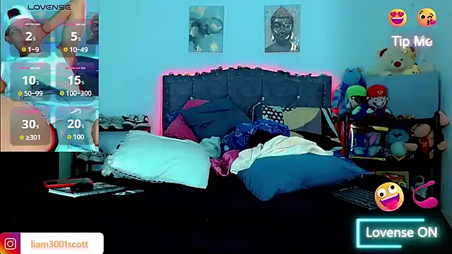 Snapshot of Liamscott_ chatting on November 24, 2025, 10:54 pm Liamscott online show from November 24, 2025, 10:54 pm