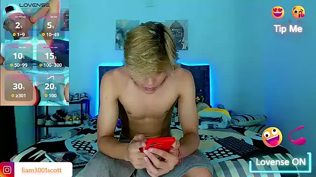 Snapshot of Liamscott_ chatting on November 30, 2025, 6:09 pm Liamscott online show from November 30, 2025, 6:09 pm