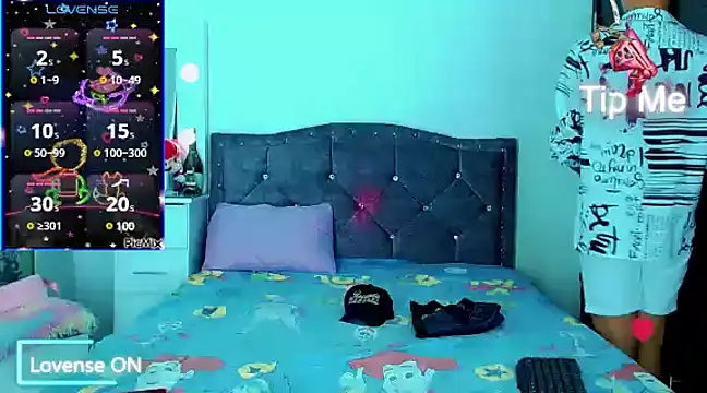 Snapshot of Liamscott_ chatting on February 19, 2025, 4:12 am Liamscott online show from February 19, 2025, 4:12 am