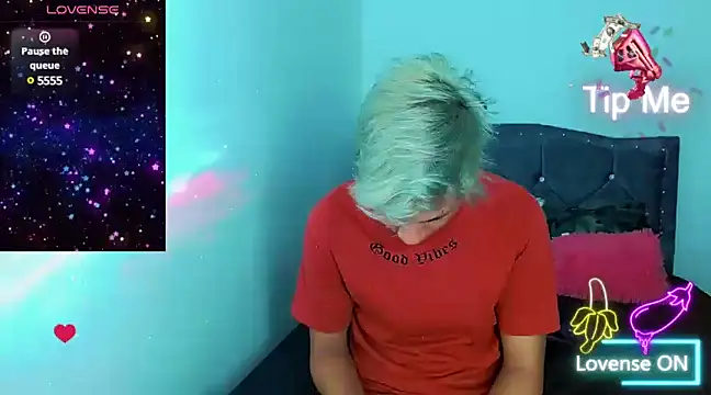 Snapshot of Liamscott_ chatting on January 27, 2025, 2:20 am Liamscott online show from January 27, 2025, 2:20 am