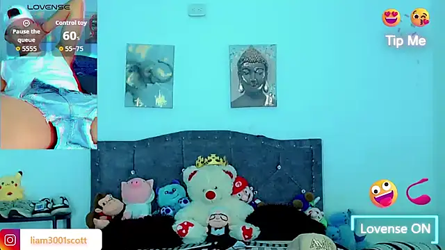 Snapshot of Liamscott_ chatting on November 28, 2025, 7:03 pm Liamscott online show from November 28, 2025, 7:03 pm